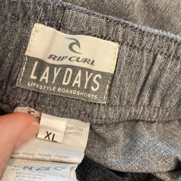 Rip Curl ( Lot of 2) Boys Grey Drawstring shorts XL - Picture 3 of 4